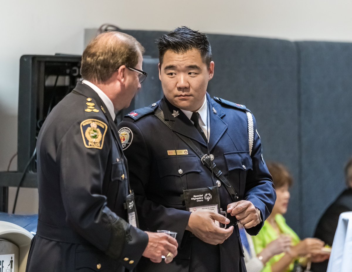 photo_prestige's tweet photo. VIP's everywhere! at the @SOOntario reception @BrockUniversity @BrockSecurity @torchrunontario @nineteen_mktg @ChiefMcGuire @NiagRegPolice https://t.co/kFPyVw2N7d
