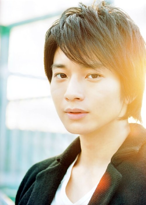 のんちゃんヾ Fwf ﾉ Ar Twitter 昨日のしゃべくり007に出てた向井理 さんを見てて思ったんだけど 声優の 江口拓也さんと似てない 私はすっごく 似てると思うの 向井理 江口拓也 似ているという思う人はrt求む