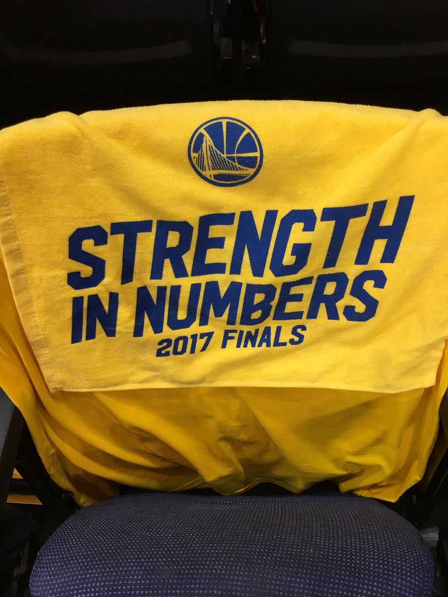 GSW asked <a href="/SomethingInked/">SomethingInked</a> to print rally towels Sat at 5pm. Towels went from LA on Sun AM to a Sac print shop last night. Arrived at noon.