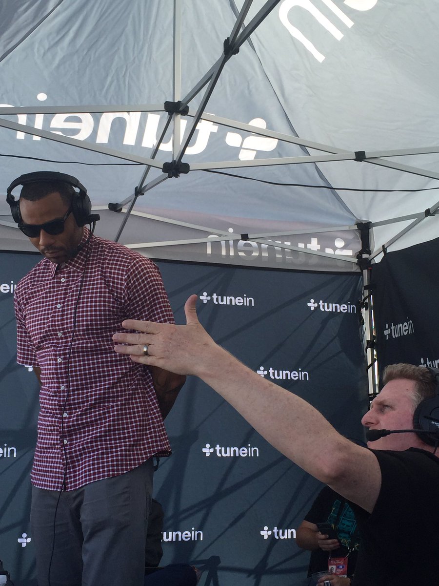 mistermorris55's tweet photo. KENYON & MIKE RAP #TwoManWeave https://t.co/8ZDQgAjTba