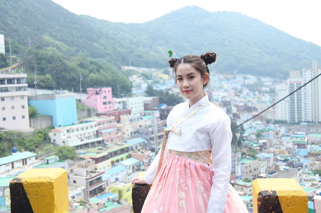 เมื่อใจมันเรียกร้องการเดินทางครั้งนี้จึงเกิดขึ้น #พลอยอินปูซาน #รายการชีวิตดี๊ดี วันพุธ ที่ 14 มิ.ย.นี้ ทางช่อง 3!!! Cr. cheewitdeedee_ch3