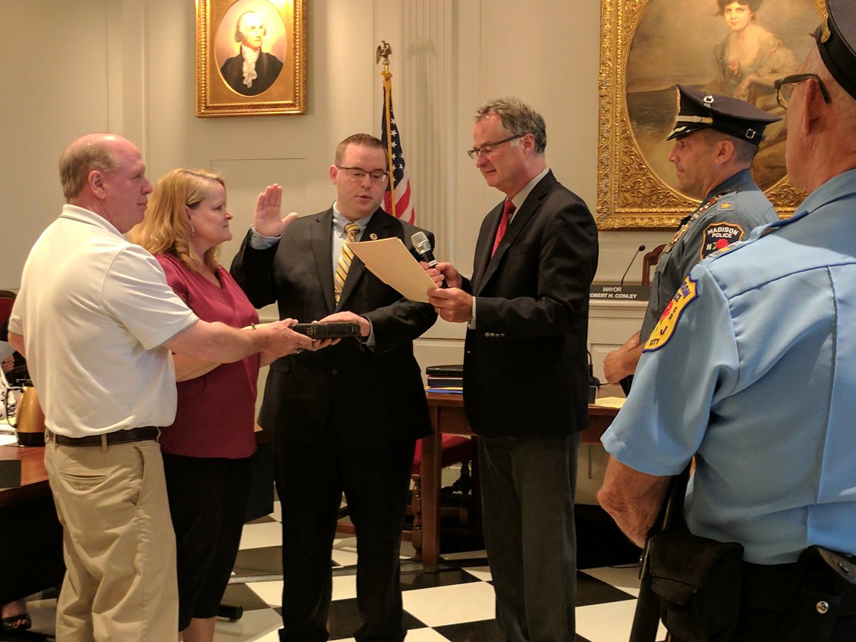MadisonTAP's tweet photo. Madison's newest police officer, 26-year-old Edward O'Donnell was sworn in tonight to the borough's auxiliary force. 
#MadisonNJ #MadisonPD https://t.co/L6pT9lPwwg
