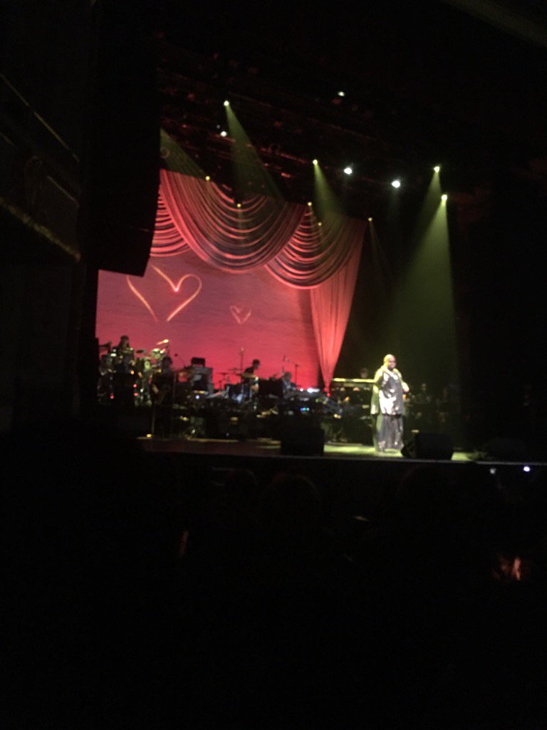 DavidBartsch41's tweet photo. CeeLo Greene @TheApollo #Apollo https://t.co/wYxq3lN7gF