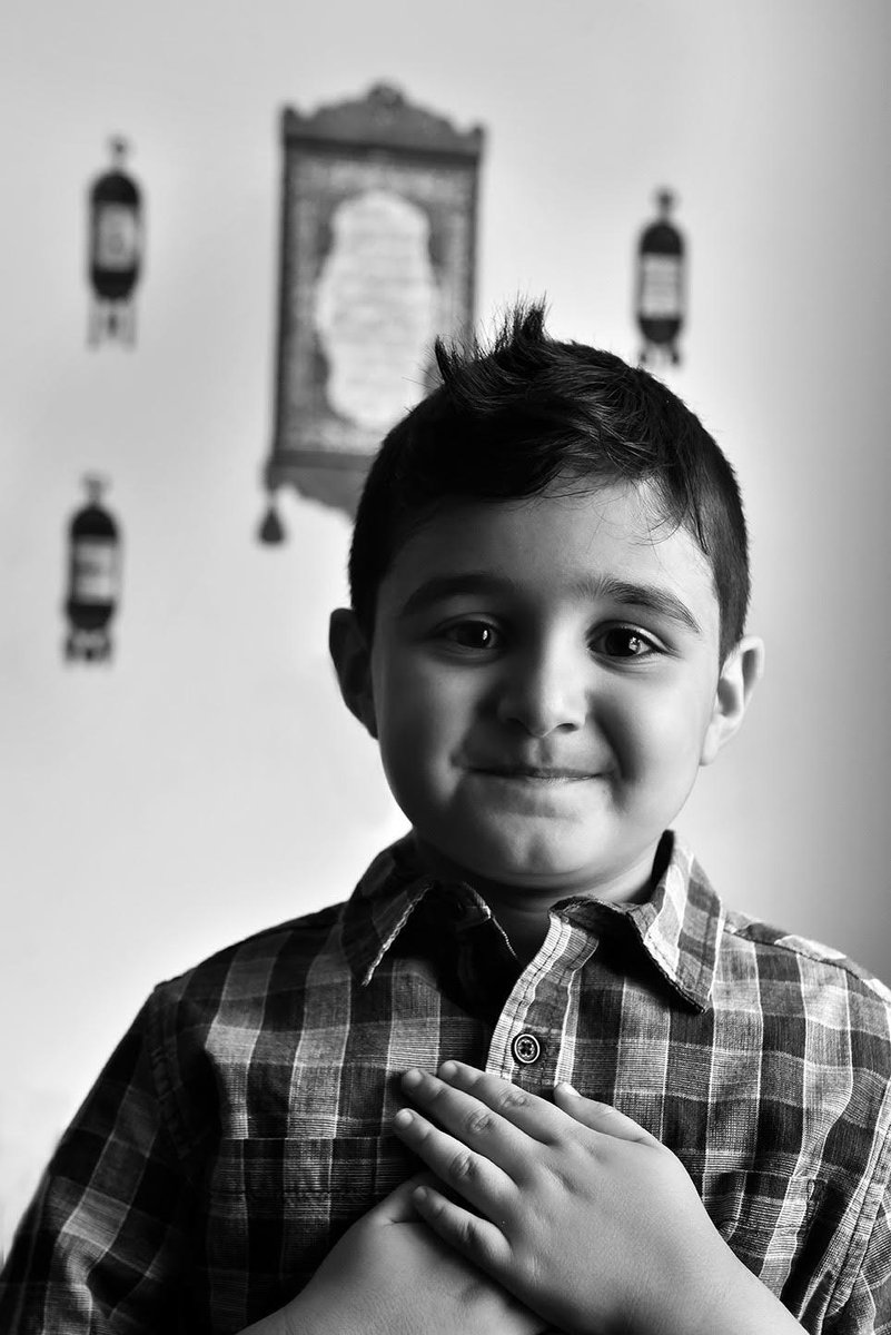 RegWKAR's tweet photo. Lives of #Refugees told in new exhibit opening today at #Michigan State Capitol: https://t.co/72esvohgFl (pic crtsy: Rob Sanford) https://t.co/4NvCmNviRN