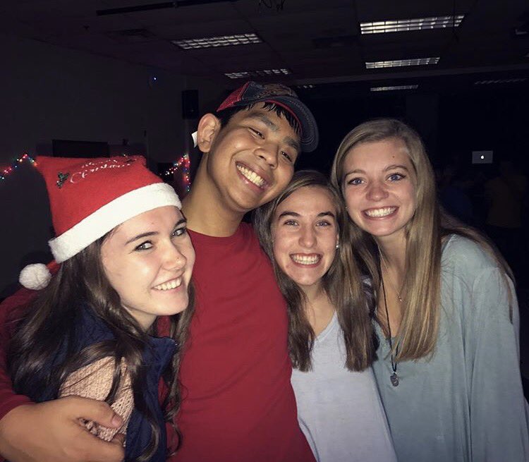 hannnahholman's tweet photo. happy birthday to the biggest one direction fan i know, i'm so proud of you! love you!💛💛 @Jeyoon_Soccer18 https://t.co/dsd5rJ6Noz