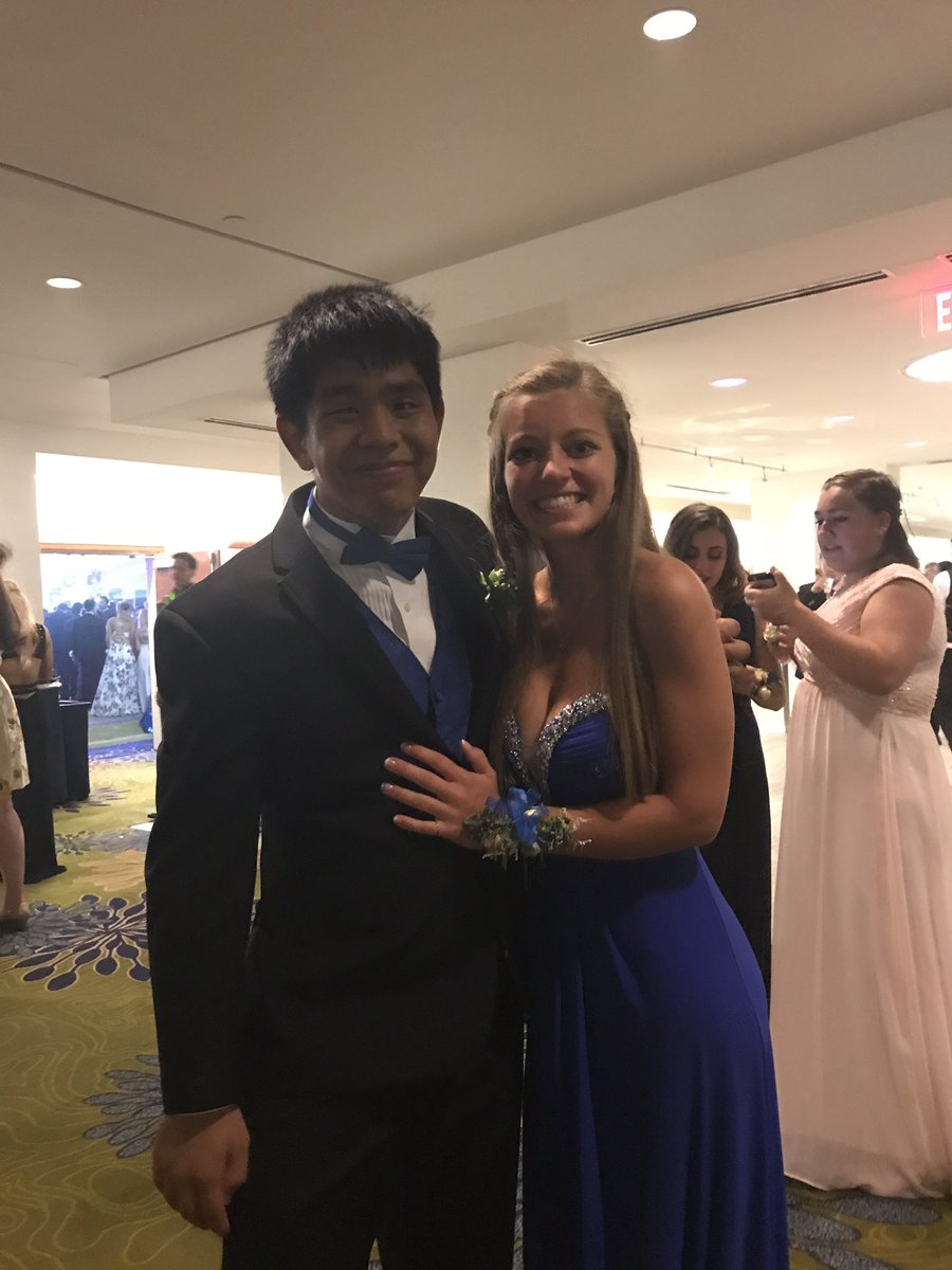 hannnahholman's tweet photo. happy birthday to the biggest one direction fan i know, i'm so proud of you! love you!💛💛 @Jeyoon_Soccer18 https://t.co/dsd5rJ6Noz