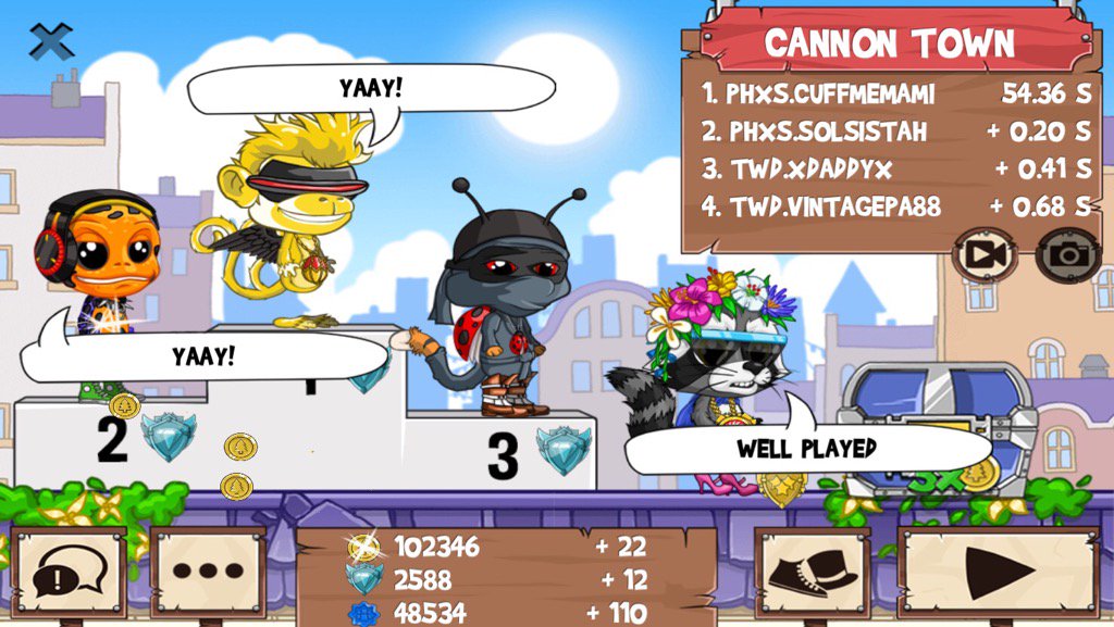 SolSistah_'s tweet photo. Having a blast @ #funrun2 #CuffMeMami #xDADDYx #Vintagepa88 https://t.co/uSxcPdScKV