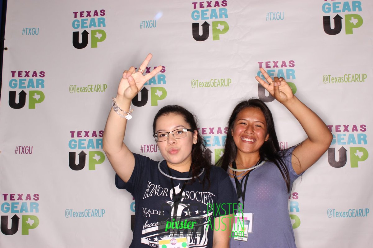 keeeerrrrr_en's tweet photo. Summer Camp 2017 #CollegeMatters #TXGU #GEARUPworks https://t.co/dgdhafA2El