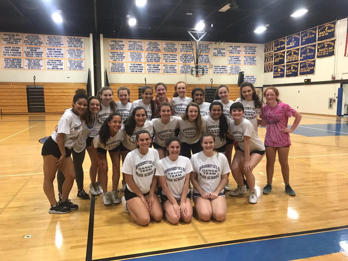 bhsdteam's tweet photo. Congratulations to our new team members! We are so excited to have you and for the new season to begin!😊💗 https://t.co/FY3wRAsmyI