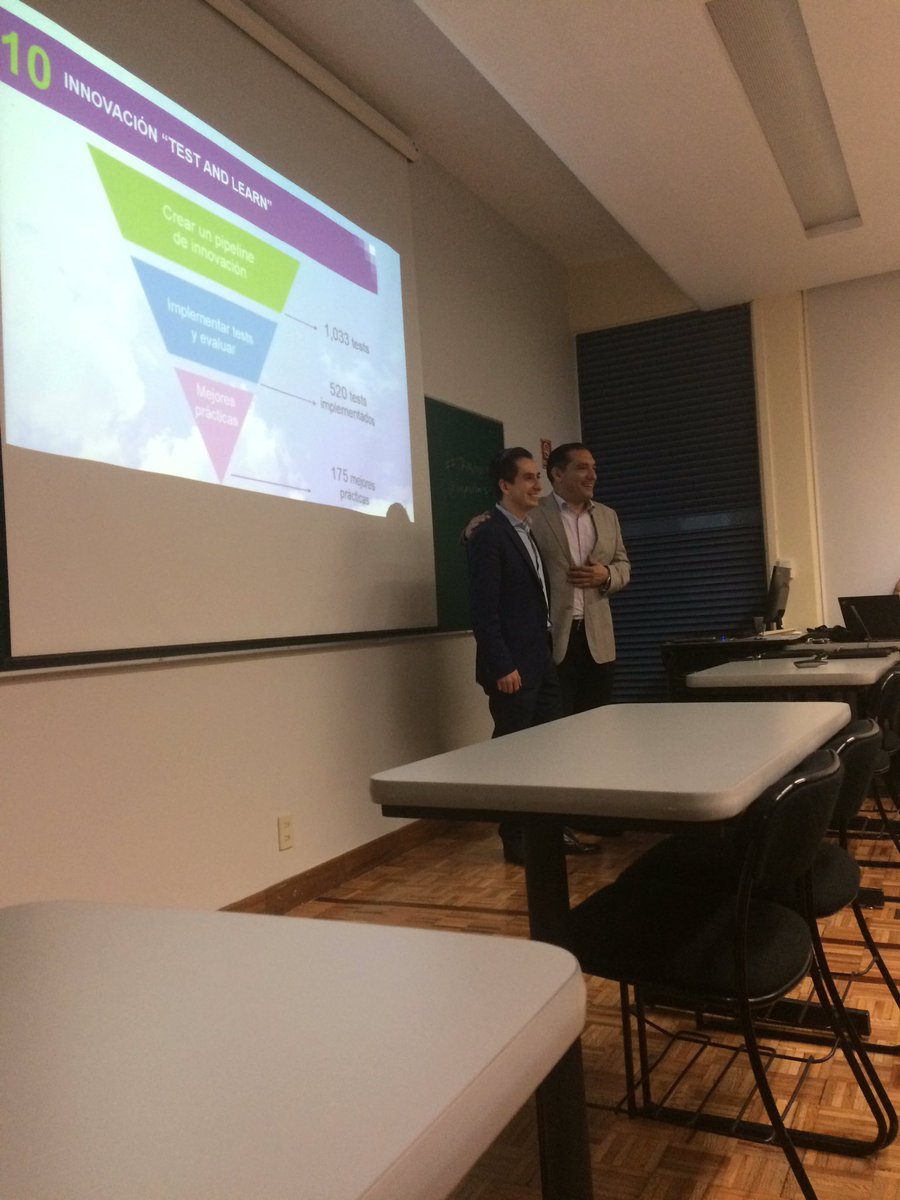 oayom's tweet photo. Tks por las estrategias de volarís digital @viajaVolaris #ITAMdigimkt https://t.co/P35iW5DBOg