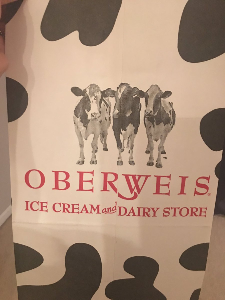 AshleyZeman's tweet image. Hubby washed the car and picked up @Oberweis on the way home. #winning
