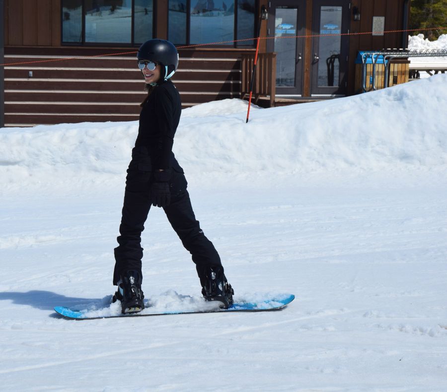 gingerharris's tweet photo. Can't believe I went #snowboarding for the 1st time a few months ago. #vail #seekender @HamptonByHilton https://t.co/wd4dNg1jEP https://t.co/UemqlvuGIt
