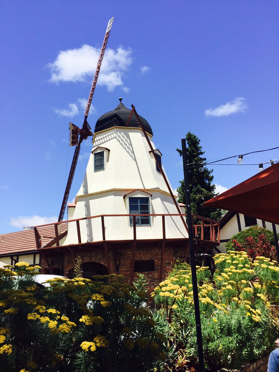 Jillsfoodtravel's tweet photo. My favorite dining in @SolvangUSA @CityofSolvang is #SucculentCafe. What is yours? https://t.co/UjBHg5Spwx