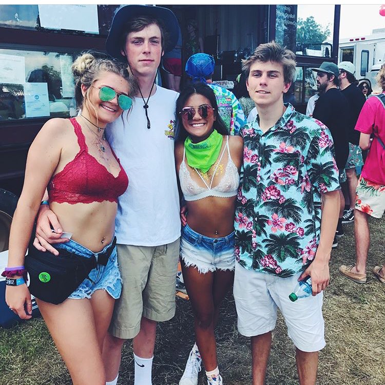 hanmfletcher's tweet photo. already missin my people #roo17 https://t.co/qhUEc8dEq0