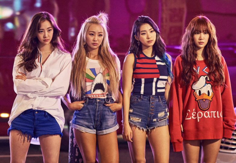 Vliveofficial's tweet image. 매년 국민 썸머 언니, 누나가 되준 #씨스타 #효린 #보라 #소유 #다솜 7년간 행복하고, 소중했던 추억을 마카오에서 담아보았어요ㅠ 섹시미, 건강미, 청순미, 시크미 다하는 #SISTAR 영원히 기억할게요♥ naver.me/F30IKIl7