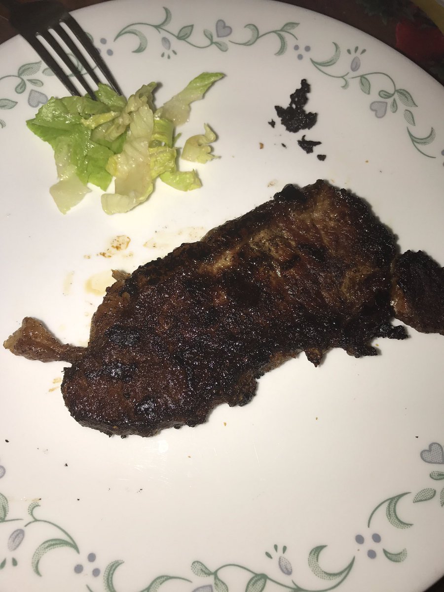 x3Stef's tweet photo. @GordonRamsay how's my steak look?? https://t.co/x5Dy90BIZg