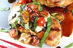 Grilled Chicken Caprese with Fresh Mozzarella, Cherry Tomatoes, Basil and Balsamic Sauce dlvr.it/PLrV5r