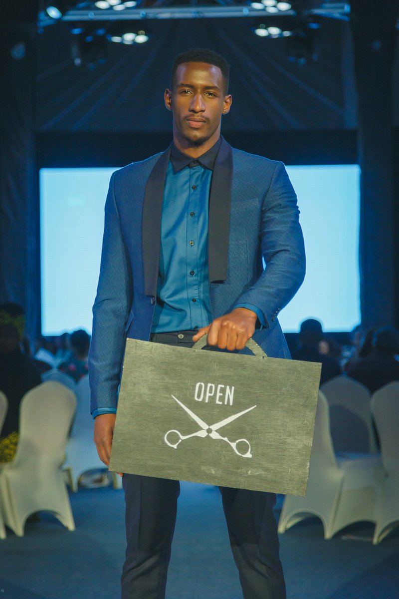 ruleexe's tweet photo. These were the my favorites Cedric Amizero @HouseOfTayo @Moshions @soniamugabo. Check out more here: https://t.co/zPFZ4s4gAN
#cfw17 #64waves https://t.co/asP1bRGLPh