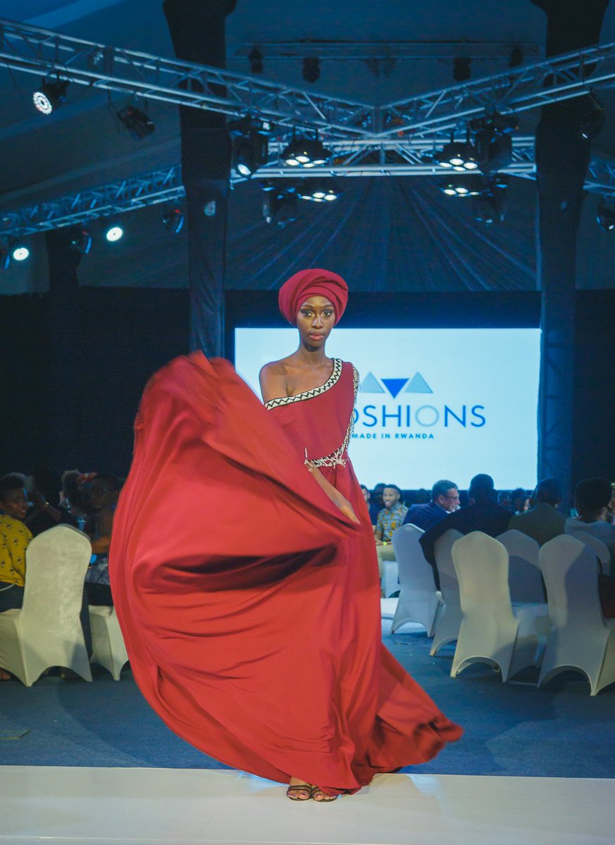 ruleexe's tweet photo. These were the my favorites Cedric Amizero @HouseOfTayo @Moshions @soniamugabo. Check out more here: https://t.co/zPFZ4s4gAN
#cfw17 #64waves https://t.co/asP1bRGLPh