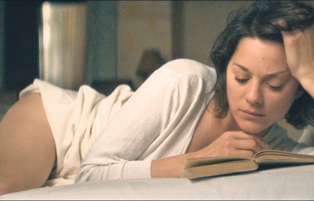 KinoMetropol's tweet photo. Spomini na ljubezen s čudovito Marion Cotillard, ta teden v Metropolu! #kinometropol https://t.co/si9jX0jxB3