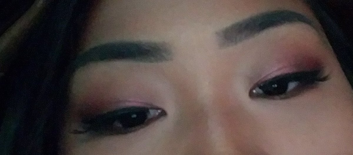 KrisJoyy's tweet photo. @ABHcosmetics @norvina1  holy grail= dipbrow pomade https://t.co/c1g2x4cUml