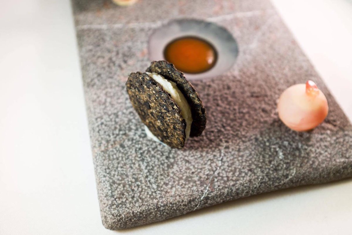 💡SORTEO. La chef de <a href="/LienzoVlc/">Restaurante Lienzo</a> ha creado un menú de temporada exclusivo para BV. Sigue a <a href="/BonViveurSpain/">Bon Viveur</a>, haz RT y gana una cena para 2