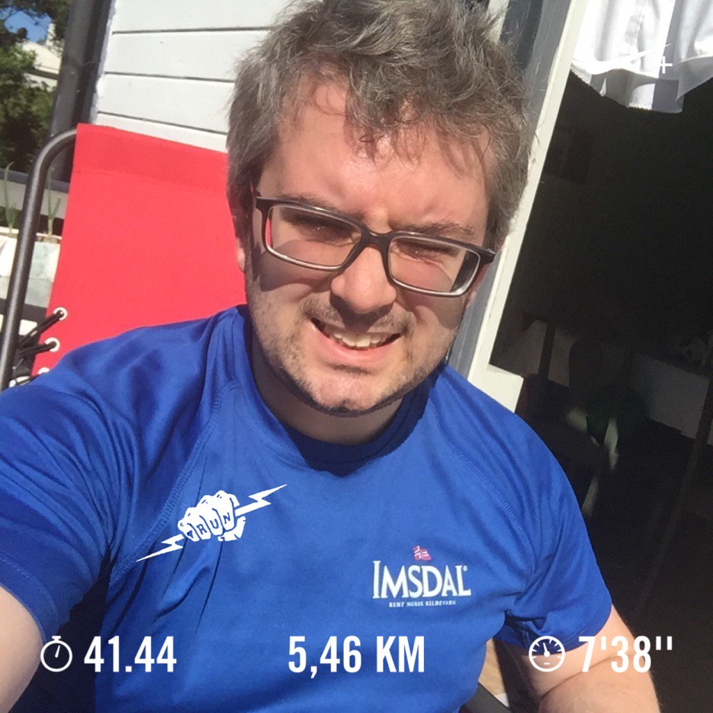 D_Nybakk's tweet photo. Ny dag, ny tur! New day, new run! #teamimsdal #oslomaraton #nrc #runwithheart #liverpoolhjerter #newbalance #fitfam https://t.co/2f83M3NjhK