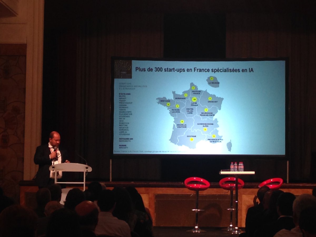 ClubAUFO's tweet photo. Merci @N_ACKERMAN pour cette éclairage sur les #IntelligencesArtificielles #FranceIA #JUPARIS17 #AUFO #JDE #PSFT https://t.co/HZb58m5e9s