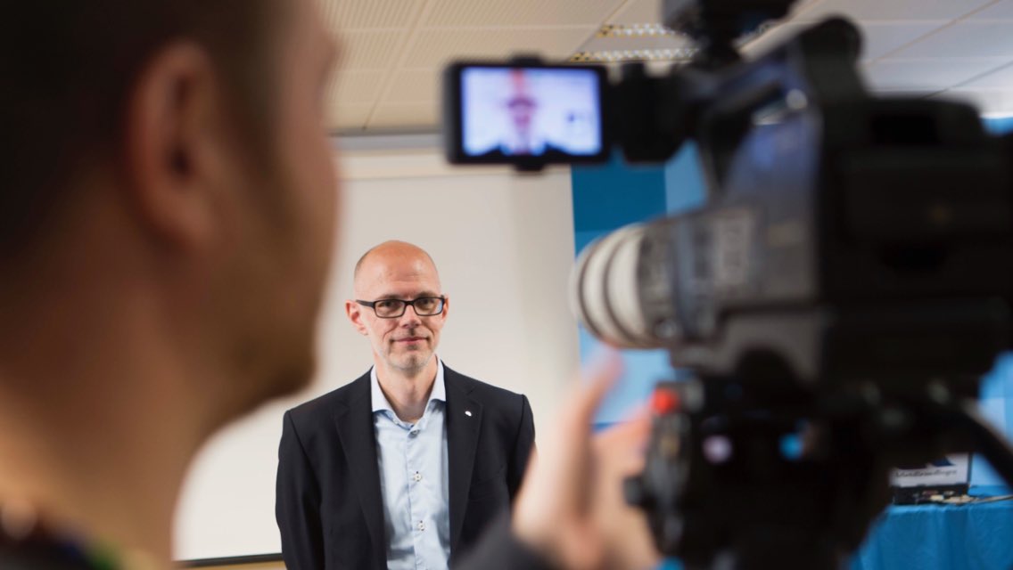 Arbetsformed's tweet photo. 149 000 nya jobb 2017-2018. Ny prognos från #Arbetsförmedlingen presenteras nu. Vi sänder live. https://t.co/h91AMqMZBx https://t.co/0TsizpNwl0
