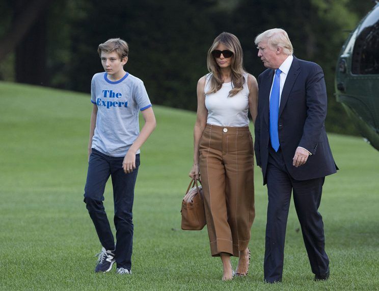 Explegalreview's tweet photo. #BarronTrump Becomes an Unintentional #Fashion Icon

#Trump #Fashion #FashionIcon #USA #ExpertLegalReview #ELR #CommingSoon https://t.co/PlIeBbrblF