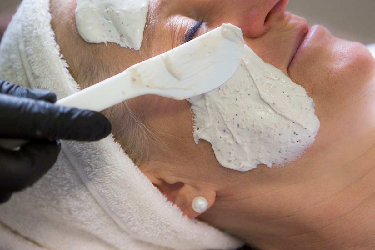 FormebyVictory's tweet photo. 😀 #Tutorial #Training #itmask #cosmetics #facecare #peeloff 😍
https://t.co/XELnonnk0r https://t.co/pSLpZEcW9z