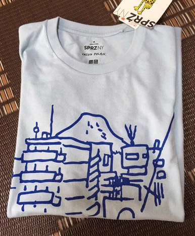 ゆっるいデザインに惹かれてユ〇クロでTシャツ買った 