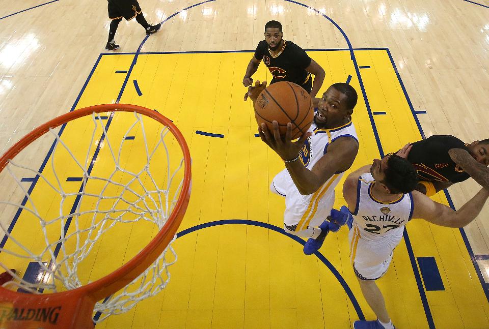 Forbes's tweet photo. The Golden State Warriors are NBA champions, marking a historic return on investment https://t.co/9CGyTcgKRs https://t.co/vi8L56Ipo8