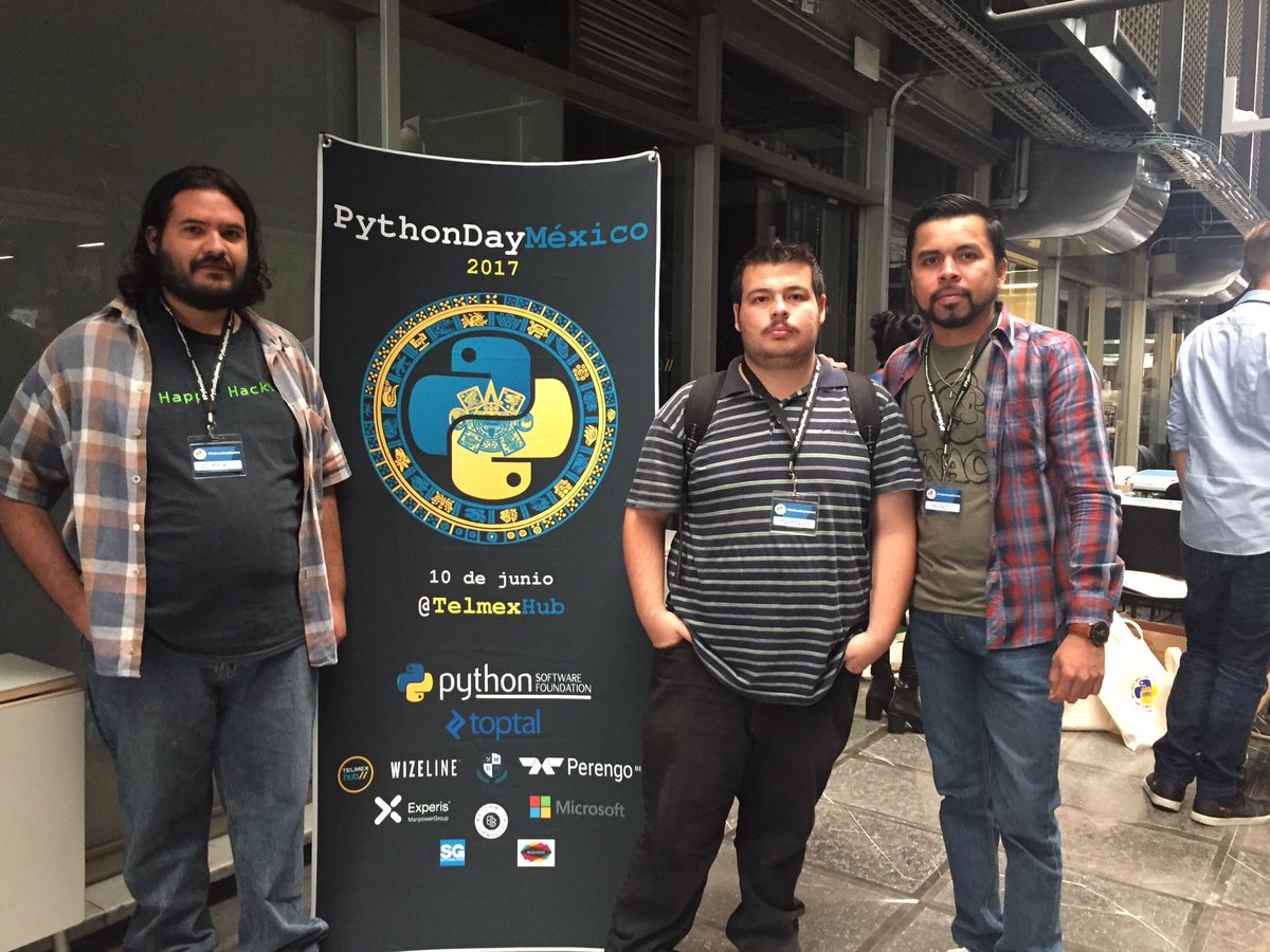 pythoneermx's tweet image. Parte del equipo de @django_sinaloa / @smlmx / @Luxelare que estuvo presente en el @pythondaymx 😎Nos vemos en el próximo #PythonDayMX