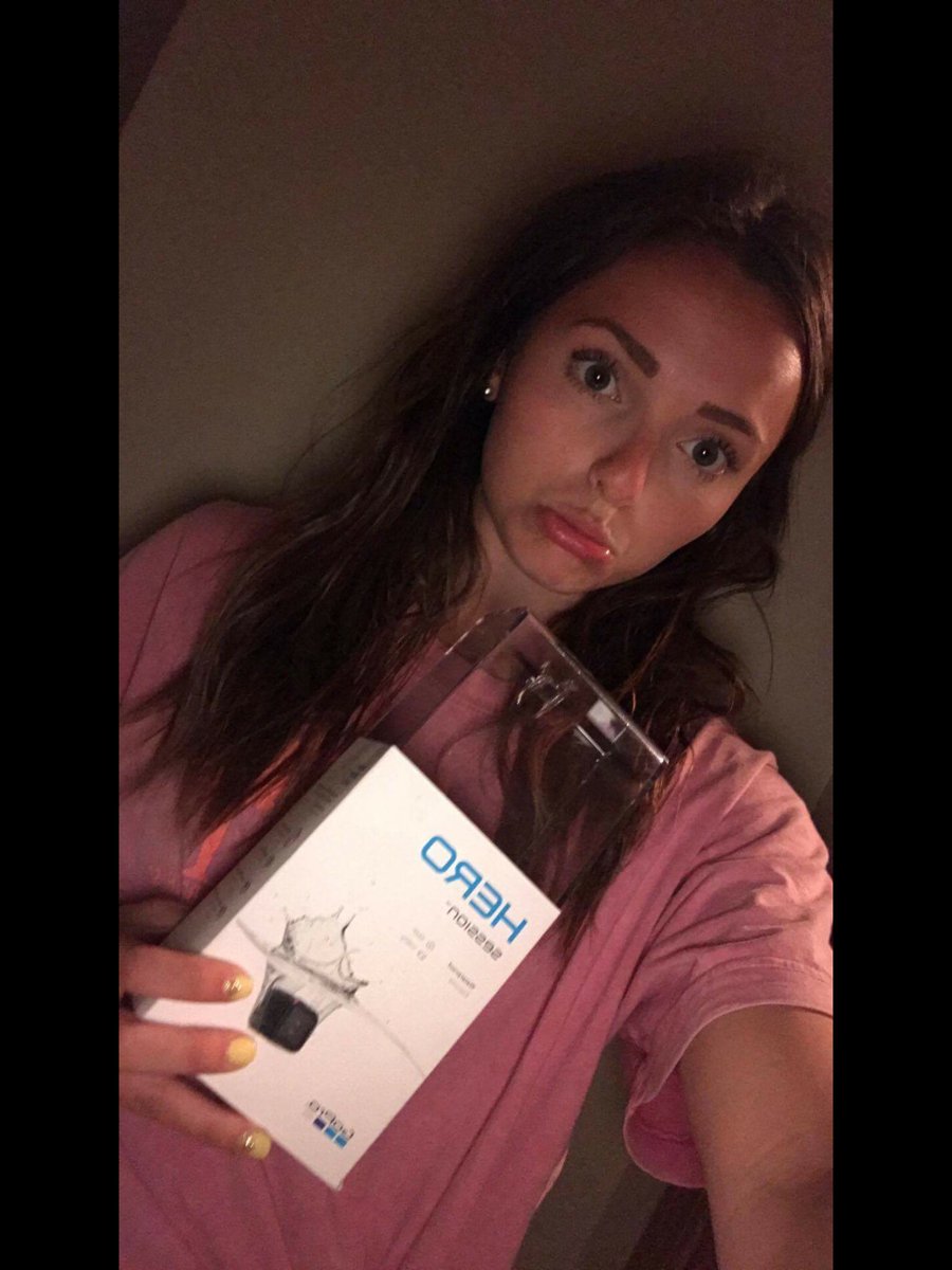 BrennenV15's tweet image. @GoPro - should be posting first video with birthday gift for girlfriend, but after 15 min on lake, it fell off from a small wave #GoProFail