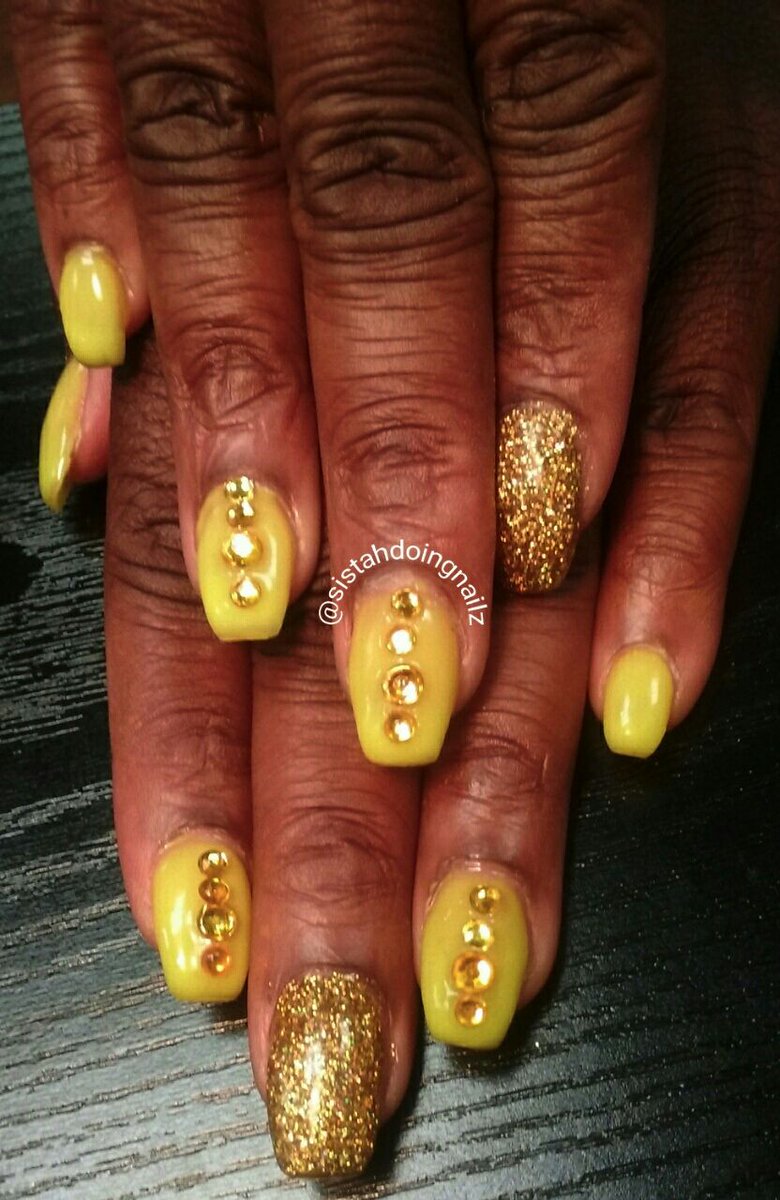 Sistahdoingnail's tweet photo. Full Set with Rhinestones #nails #nailsart  #naildesign #stonemountain #nailsonfleek #gwinnett #acrylicnails #nailsoftheday https://t.co/aY40cJ6VKQ