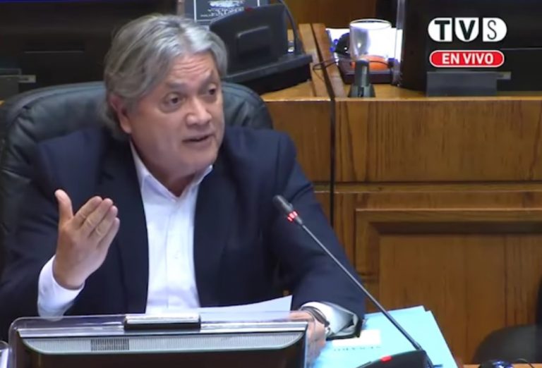 🌎MUNDO 🌎|| Senador chileno denunció silencio de gobierno de su país ante terrorismo de derecha en Venezuela (+Video) goo.gl/1wLzM7