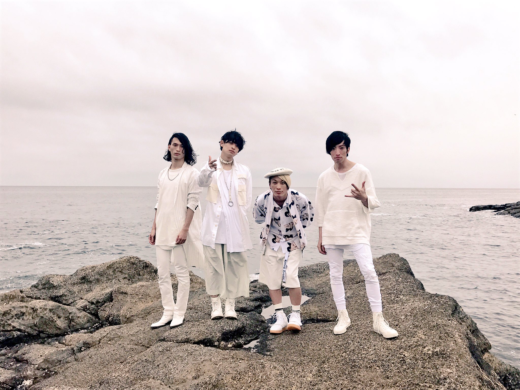The Oral Cigarettes 本日フラゲ日 本日new Sg トナリアウ One S Again フラゲ日です すでにご購入頂いたみなさん ありがとうございます 感想ドシドシお待ちしておりますー オーラル トナリアウ The Oral Cigarettes 本日フラゲ日 本日new Sg トナリアウ One S Again フラゲ日です すでにご購入頂いたみなさん ありがとうございます 感想ドシドシお待ちしておりますー オーラル トナリアウ