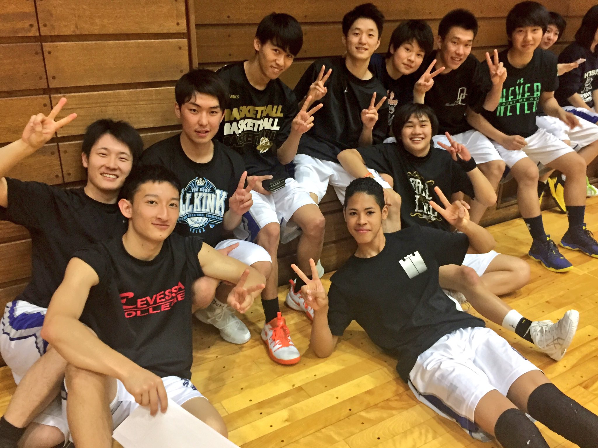 公式 履正社医療スポーツ専門学校 履正社スポーツ専門学校 北大阪校 いつもと違う顔つきで 何なら男女関係なく本気でボールを投げあっておりますが 試合前はこんな感じ 履正社 球技大会 十三キャンパス バスケットボールコース 公式 履正社医療スポーツ専門学校 履正社スポーツ専門学校 北大阪校 いつもと違う顔つきで 何なら男女関係なく本気でボールを投げあっておりますが 試合前はこんな感じ 履正社 球技大会 十三キャンパス バスケットボールコース