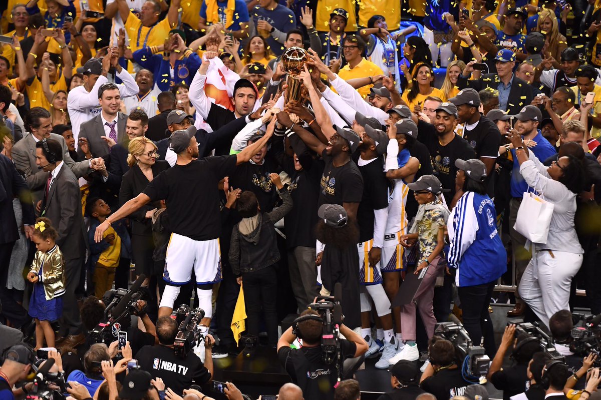 HomeSmilesHat's tweet photo. #bayarea we did it! #warriors #goldenstate #BayAreaUnite #2017NBAChampions #bayarearealestate #smileitsdone #homesmiles #oaklandish #goat https://t.co/J3c1v0QAVL