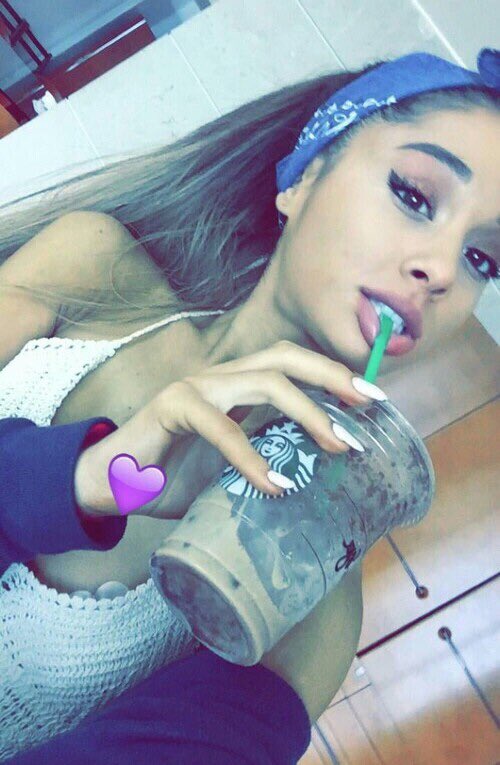 buterabraid's tweet photo. 3. Ariana drinking coffee https://t.co/Eh0tcKF3t7
