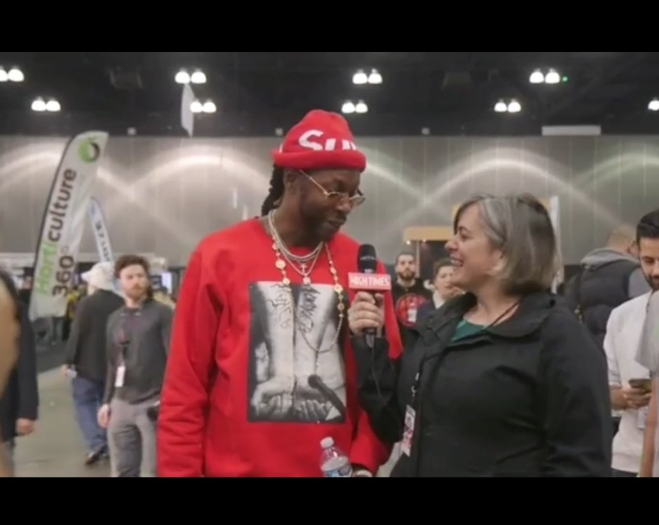 Horticulture360's tweet photo. @2chainz at the #Horticulture360 @BIGIndustryShow California 2017. https://t.co/ZmAud5vn1X