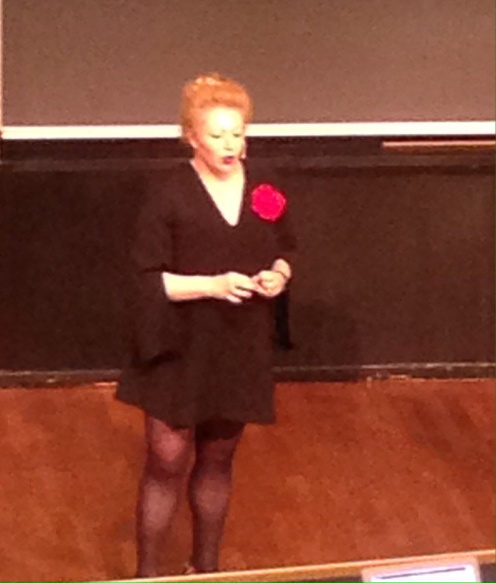 lillelorange's tweet photo. @tarabrabazon is a rockstar on stage! #Virak2017 https://t.co/uwcR9yOOeB