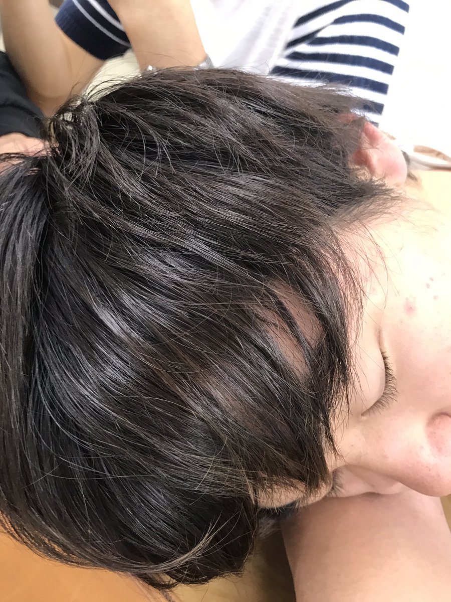 O Xrhsths トーマ Sto Twitter 彼氏寝てるなう に使っていいよ
