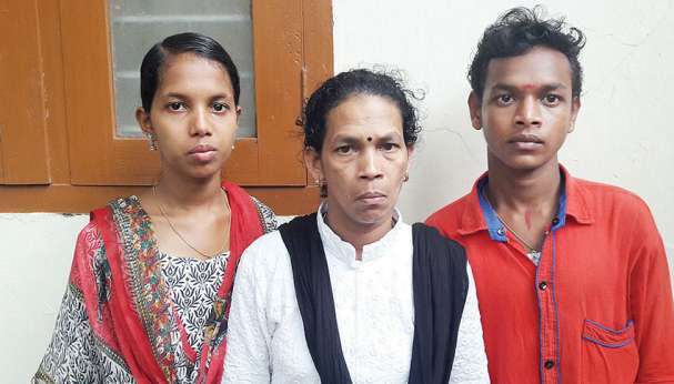 mathrubhumi's tweet photo. Maid rescued from torturous life in Kuwait https://t.co/iHCi5W35mt #lifeofhell https://t.co/c5a1qRIhok