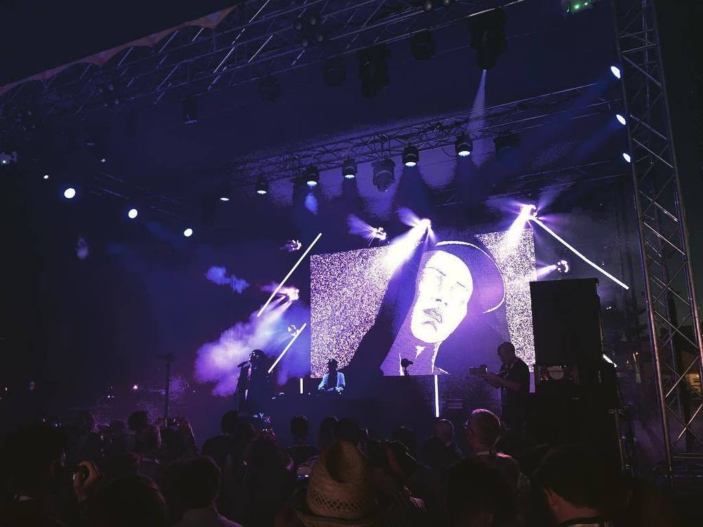 needledropco's tweet photo. Amazing rap duo XxX from South Korea killing it last week at @midem.official https://t.co/nRm3dJOY7m https://t.co/IMcx4yOSbo