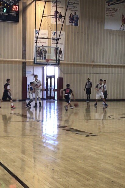 RealSeanB's tweet photo. Elijah Burney 2023 & WestCoast Select 12U battled hard in the LV #EBCEncore all weekend while short handed. Stay locked in fellas @WCE25 https://t.co/kmysLvxnKS
