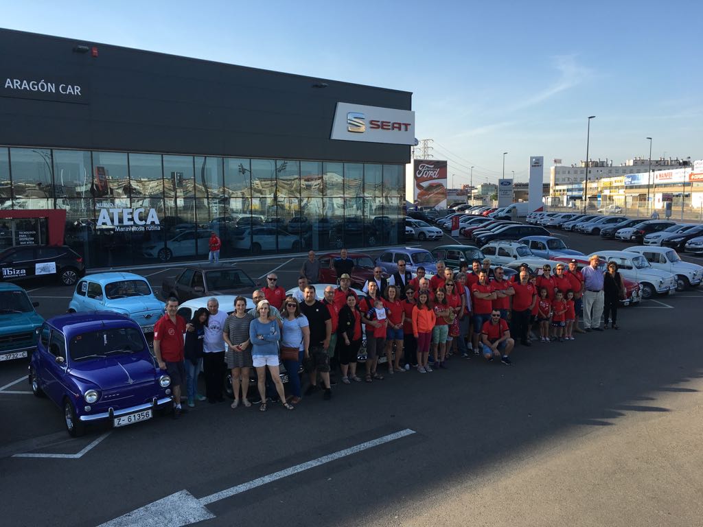 aaa600es's tweet photo. A todos los que nos acompañásteis en la concentración de #Zaragoza, participantes, visitantes y colaboradores: GRACIAS!!

#Seat600 https://t.co/geGmYxv2B3