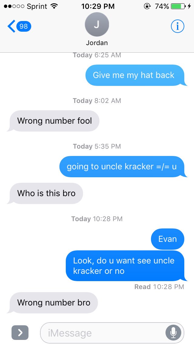 evan_breen's tweet image. Texting fans love u all