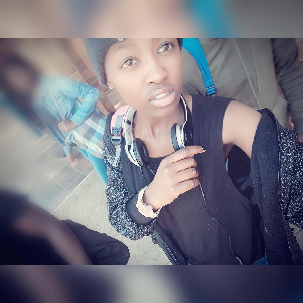 didintle (@desmow) on Twitter photo 